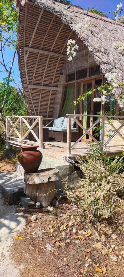 ホテル Alam Karang Gili Gede エクステリア 写真
