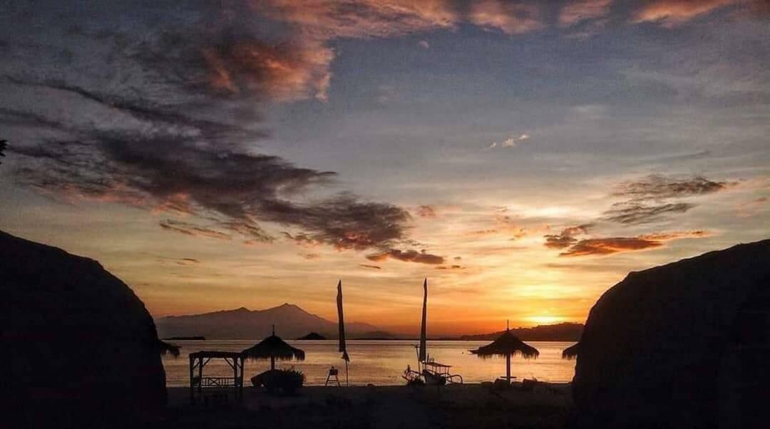 ホテル Alam Karang Gili Gede エクステリア 写真