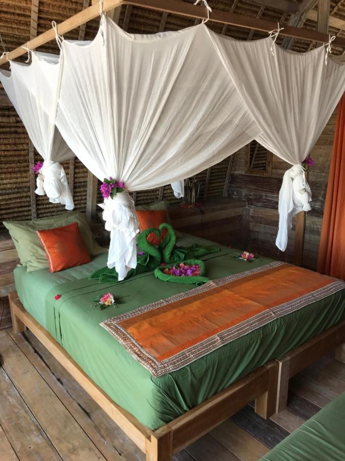 ホテル Alam Karang Gili Gede エクステリア 写真
